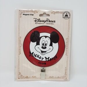 Disney Parks Walt Disney World Mickey Mouse Club Magnet with Clip New in Package